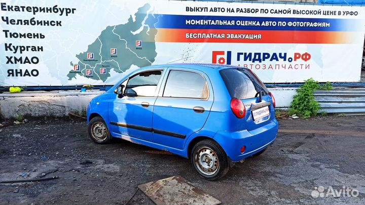 Стекло двери задней правой Chevrolet Spark 9660150