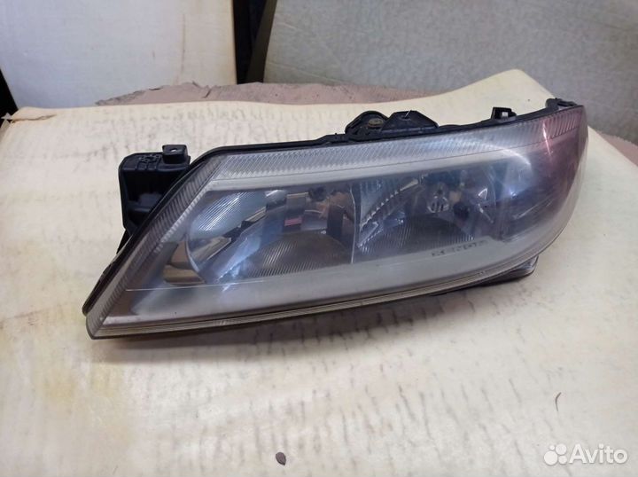 Фара левая Renault Laguna 2 кенон в сборе