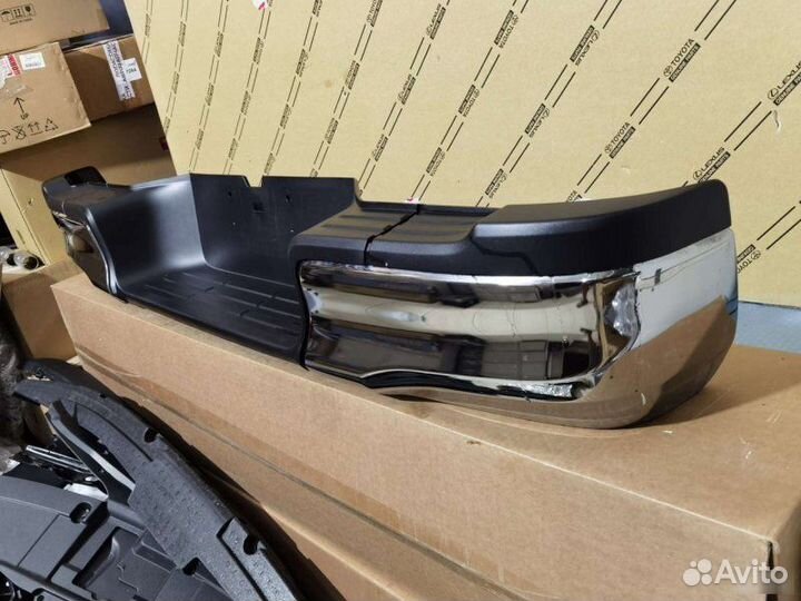 Бампер задний Toyota Hilux 8 2015-2022