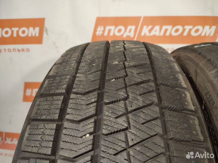 Bridgestone Blizzak VRX2 215/45 R18