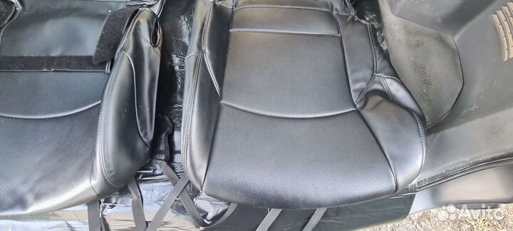 Чехлы Clazzio на тойота C-HR