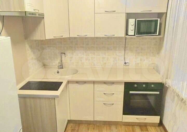 Комната 17 м² в 3-к., 2/8 эт.