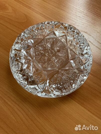 Хрустальная пепельница