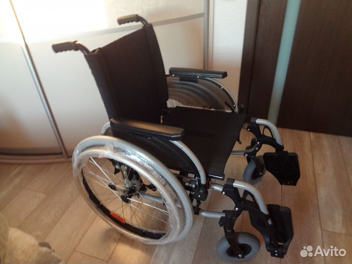 Кресло - коляска для инвалидов