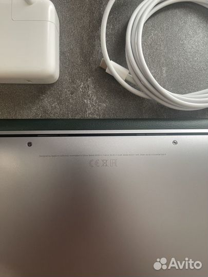 Apple MacBook Air 13 2020 m1 8gb 512gb