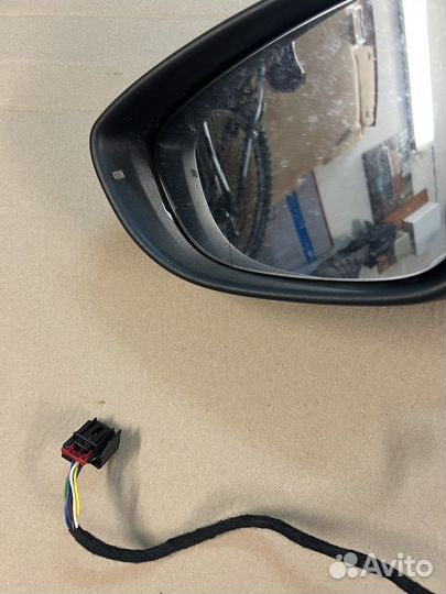 Зеркало боковое левое Volkswagen Passat CC