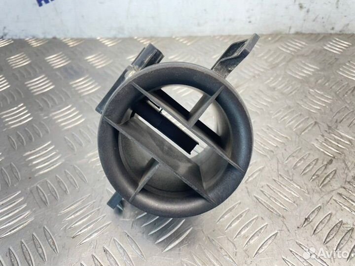 Датчик расхода воздуха Toyota Corolla ZRE151L