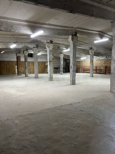 Склад, 415 м²