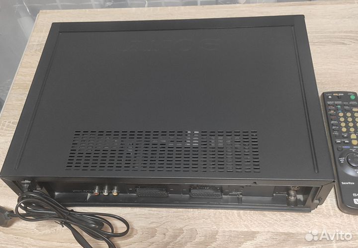 Видеомагнитофон Sony Slv-E880EG