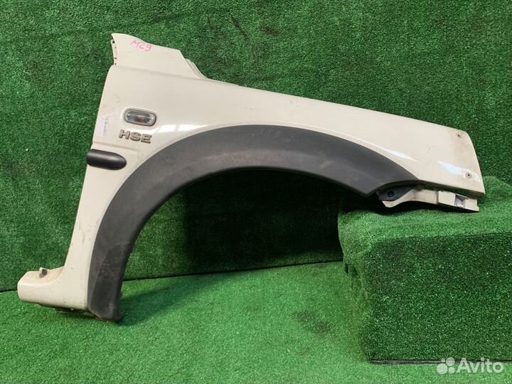 Крыло переднее правое Land Rover Freelander 1