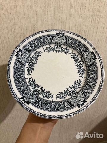 Старинная фарфоровая тарелка Кузнецов