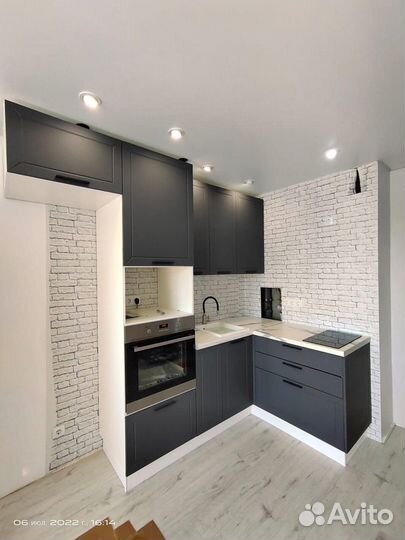 Кухня модульная новая серая