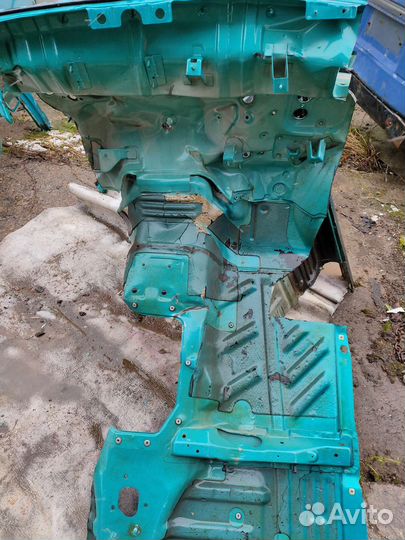 Кузовные детали nissan terrano