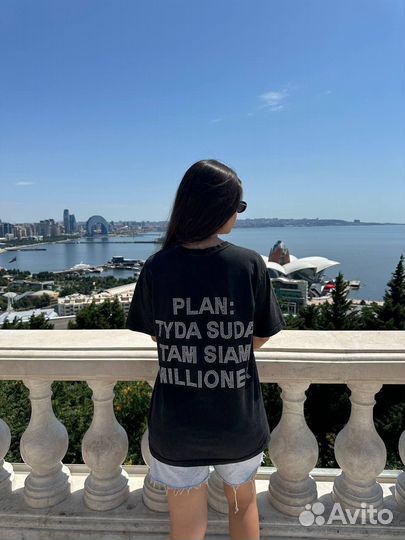 Футболка lambina со стразами