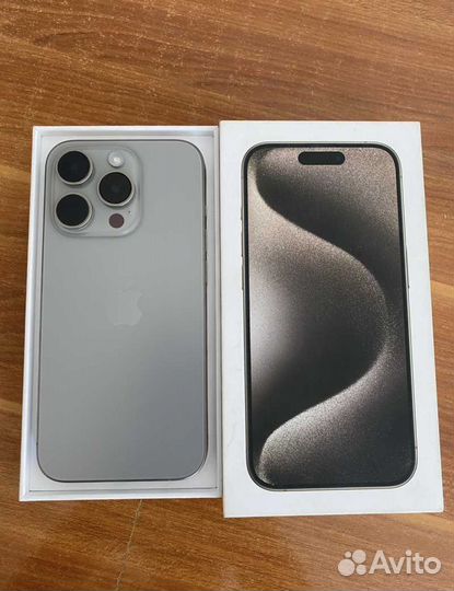 iPhone 15 Pro, 256 ГБ
