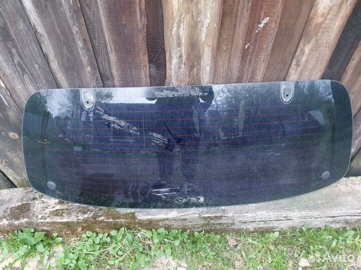 Стекло крышки багажника hyundai santa fe 1