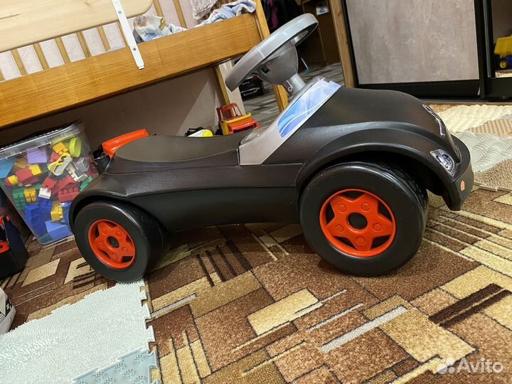 Детская машинка каталка толокар