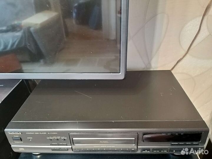 CD-проигрыватель Technics SL-PG580A