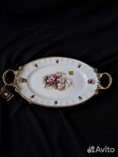 Блюдо фарфор