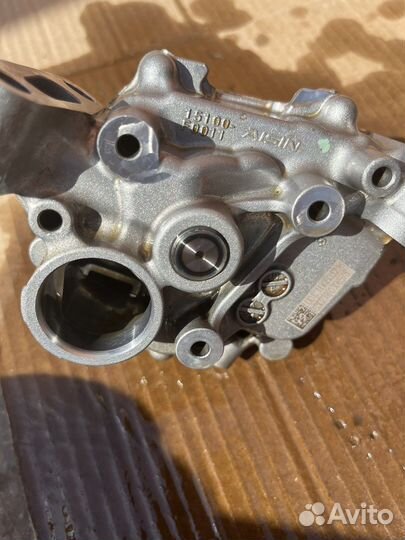 Масленый насос toyota camry 70, 15100-F0011