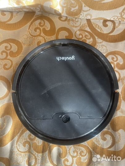 Робот пылесос