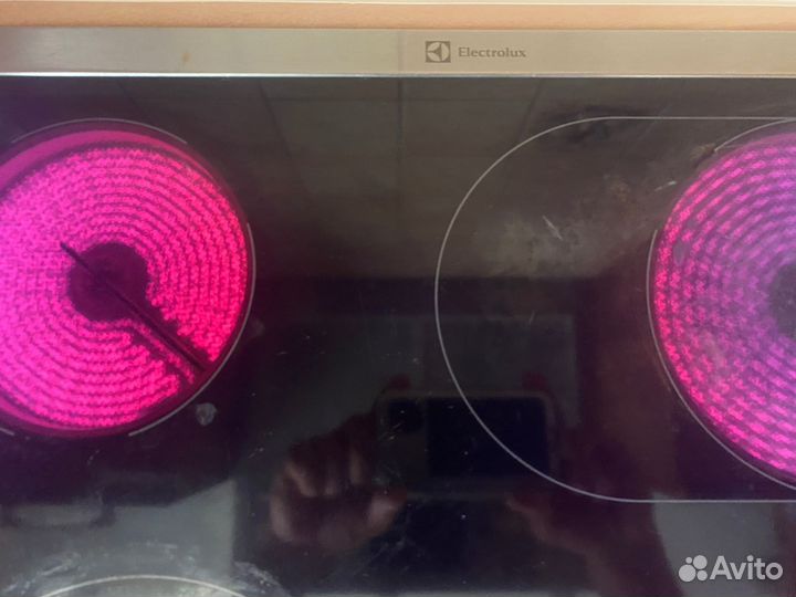 Электрическая варочная панель Electrolux