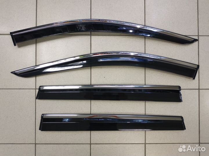 Toyota Rav4 Ветровики с хром вставками K3DZ5