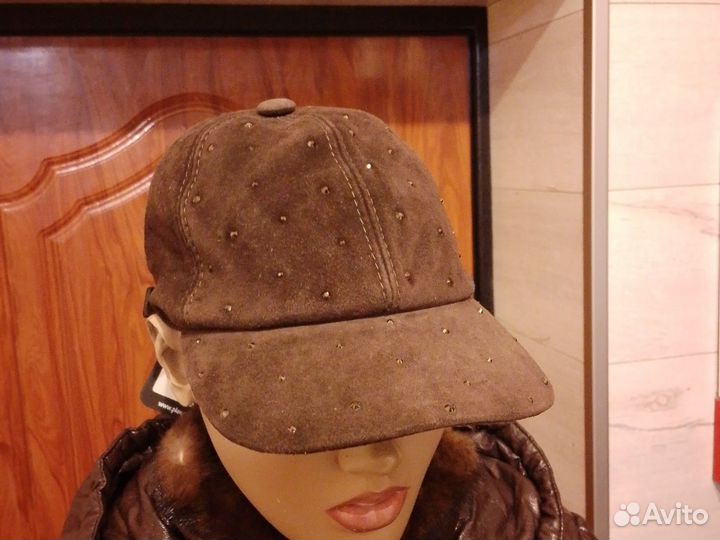 Кепка женская замша