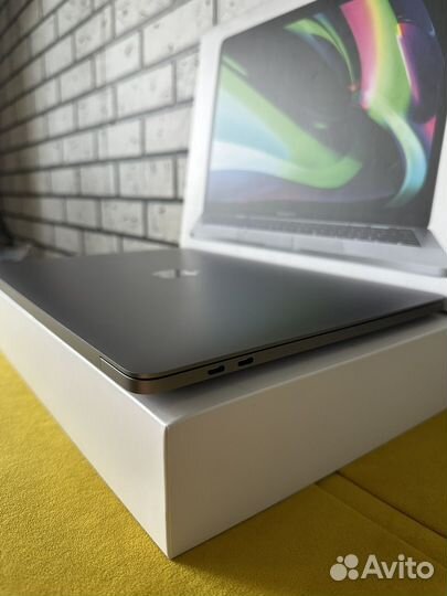 Apple MacBook Pro 13 2022 m2