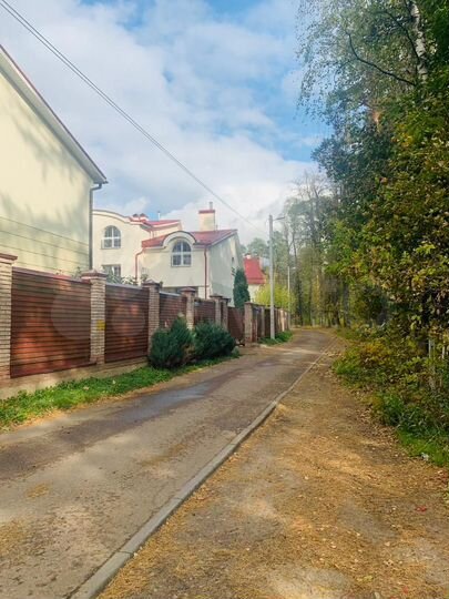 Таунхаус 262,7 м² на участке 1 сот.