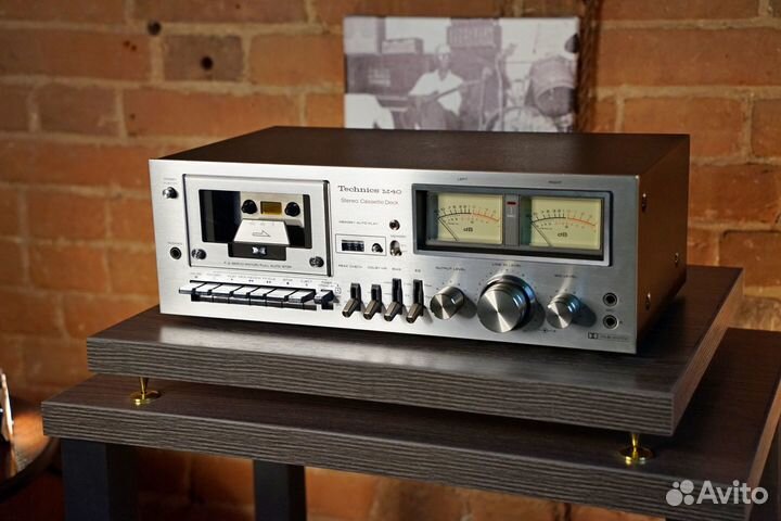 Кaсceтнaя дeкa Тесhniсs RS-M40