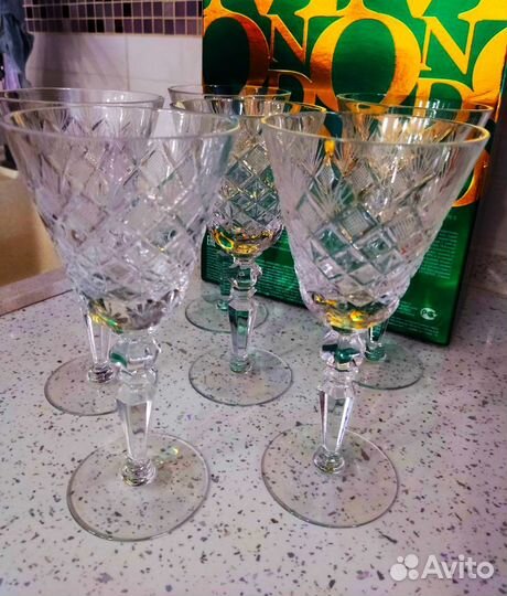 Набор хрустальных высоких фужеров-ромбы знаменитые