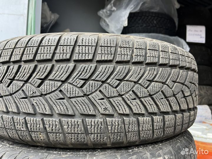 Goodyear UltraGrip Ice SUV Gen-1 235/65 R17 108T