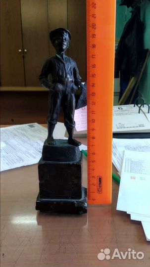 Бронзовая статуэтка