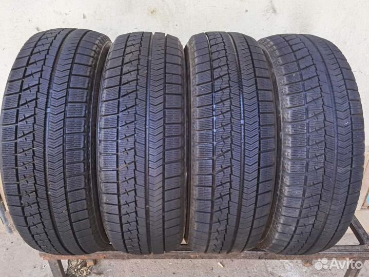 Bridgestone Blizzak VRX 185/60 R15 84Q