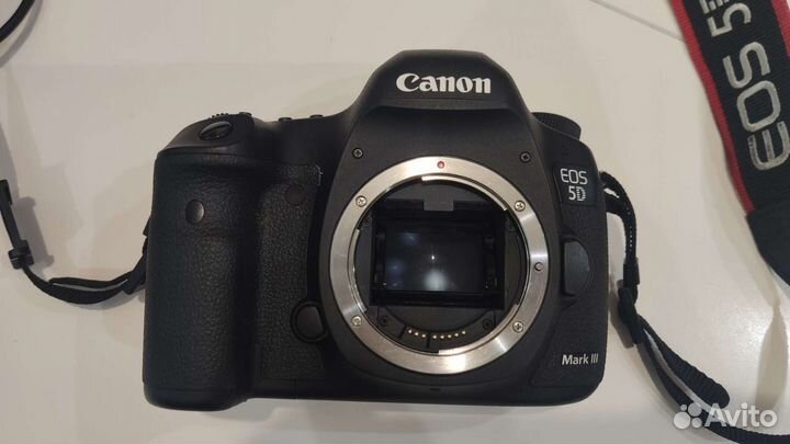 Зеркальный фотоаппарат canon 5d mark 3
