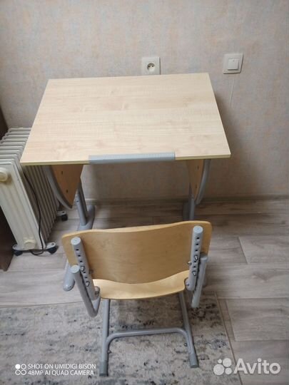 Растущая парта и стул бу