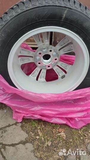 Новые колеса в сборе на hyundai creta r16 зима шип