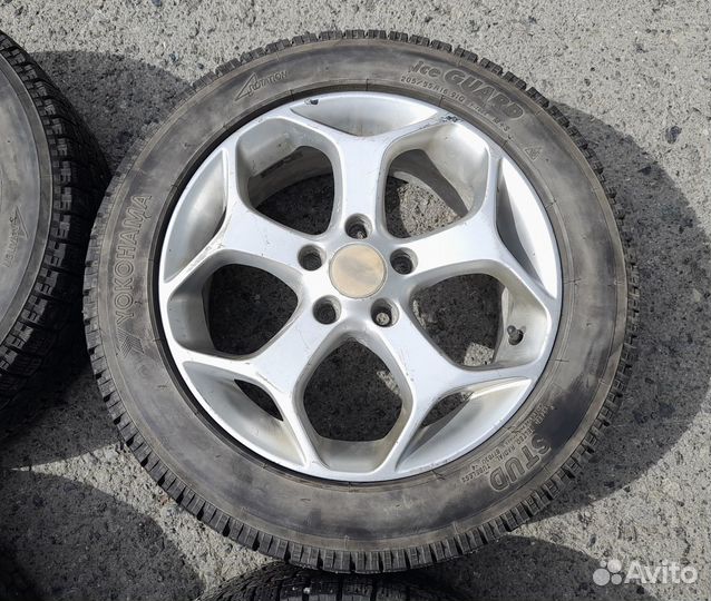 R16 Yokohama Ice Guard F700Z 205/55, PCD 5x108 DIA 63.4