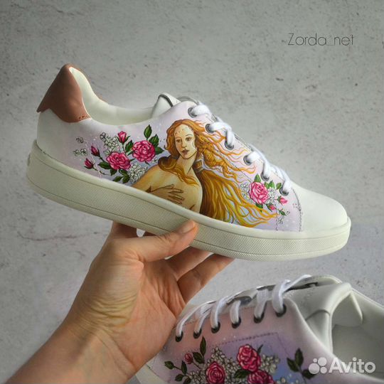 Художественная роспись одежды и обуви