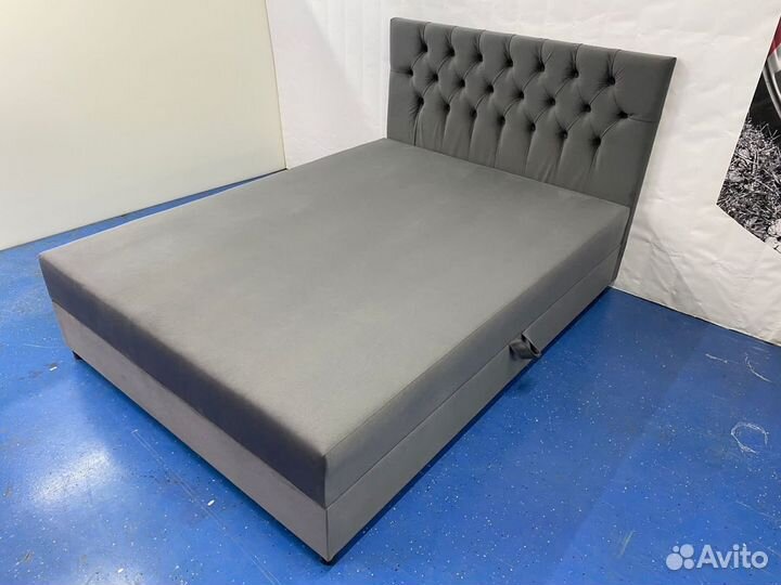 Кровать с подъемным механизмом и матрасом Мальта