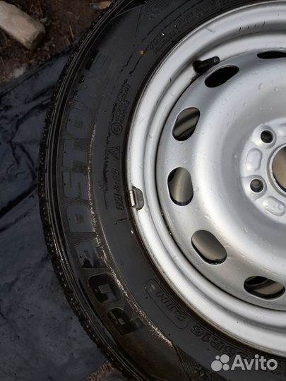 Шины легковые на дисках R15
