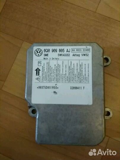 Skoda Octavia A5 блок подушек безопасности SRS