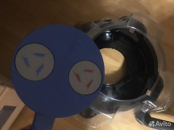 Бей блейд волчки