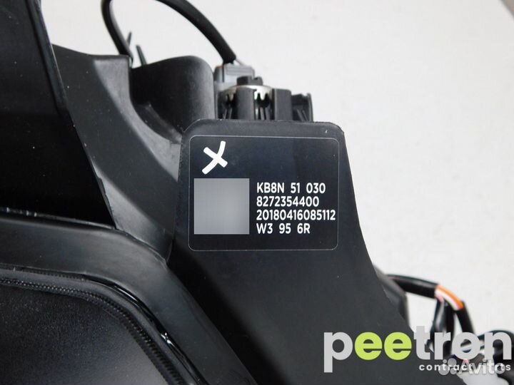 Б/У Б/У Фара правая б/у KB8N51030 mazda