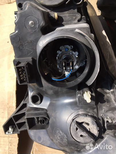 Фара правая Geely Emgrand (Хэтчбек)