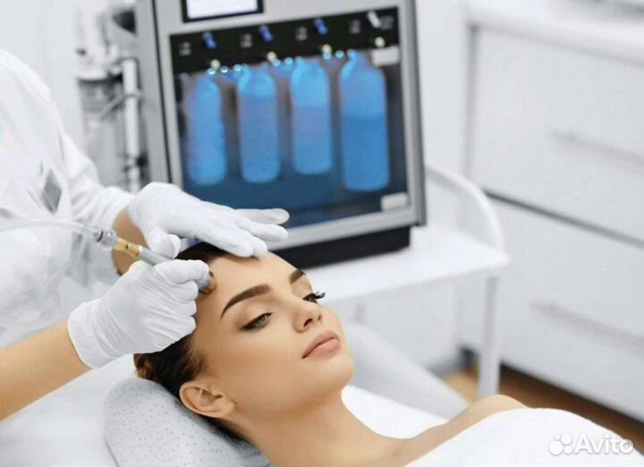 Голливудская чистка лица Hydrafacial