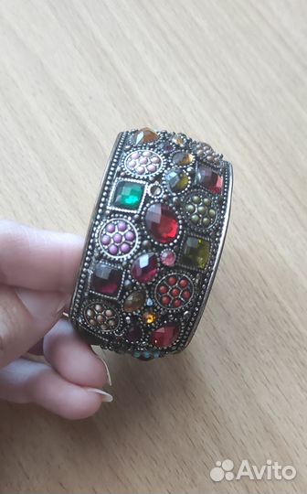 Браслеты винтажные, фирменная бижутерия