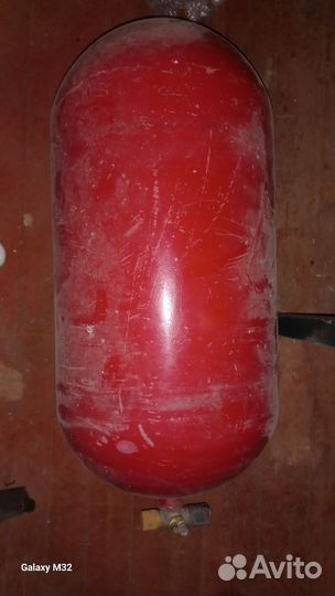 Метановый баллон 80 л. Пустой