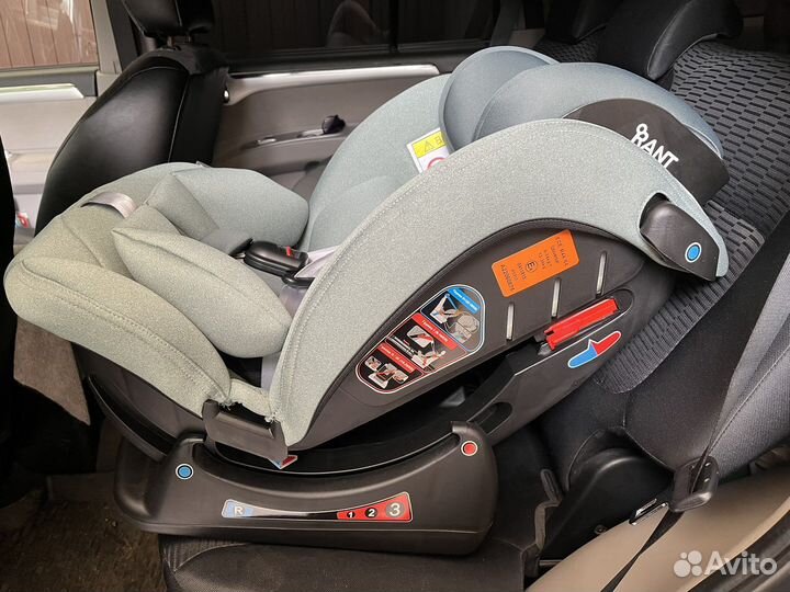 Автокресло 0-36 новое супер удобное